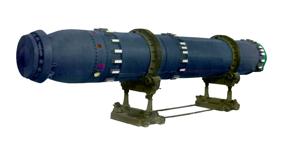 Ракета Р-31 в сборочном цехе